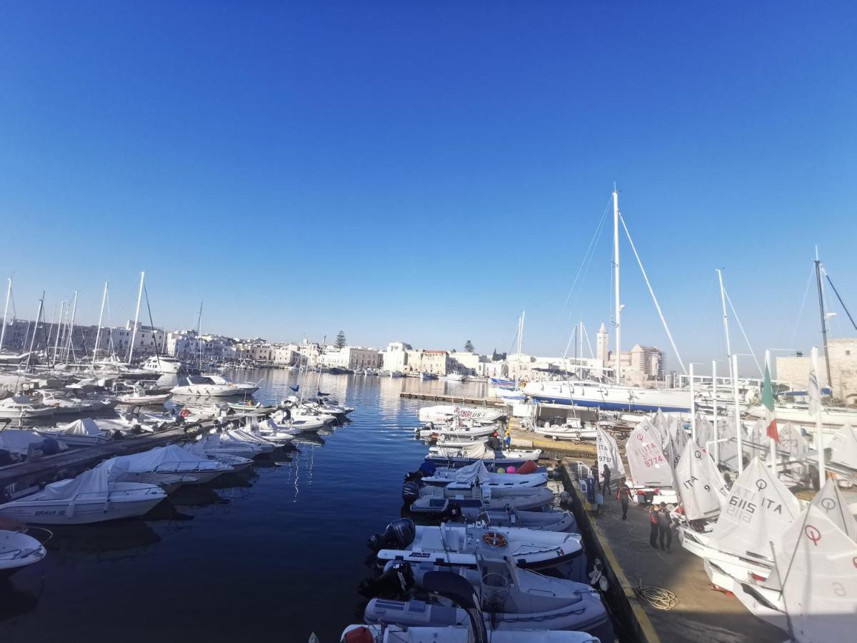 La Finestra Sul Porto Apartment Trani Exterior foto
