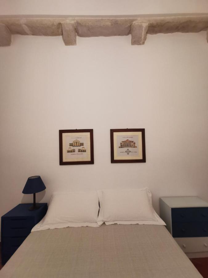 La Finestra Sul Porto Apartment Trani Exterior foto