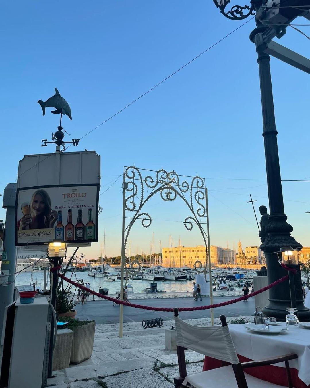 La Finestra Sul Porto Apartment Trani Exterior foto